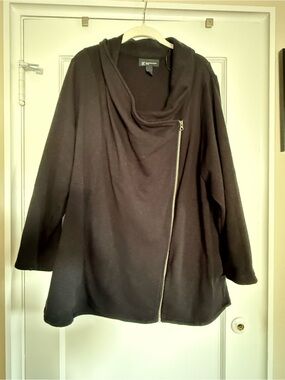 Black Asymmetrical Zip Lightweight Jacket size 2X